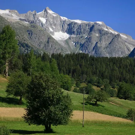 Aragon P36 By Interhome Appartement